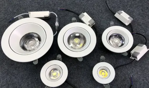 Wall wash spotlights