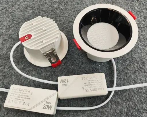 Anti-glare downlights