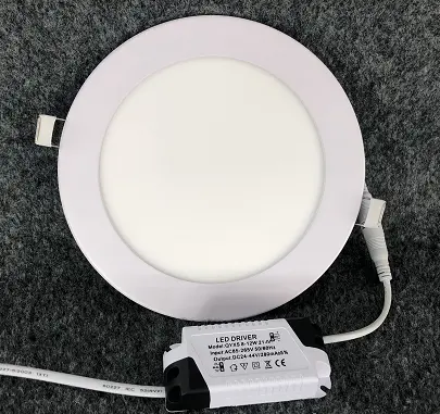 Concealed/panel light